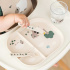 Done by Deer Bestick 3-pack, Tiny Farm Sand i gruppen Babytillbehör / Äta och mata / Bestick hos Bonti (DOBD1156769)