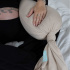 Najell Gravidkudde Powder Beige i gruppen Mamma / Amning / Amningskuddar hos Bonti (NAJEN30019801)
