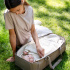 Voksi Carry Me Babylift Walnut i gruppen Barnvagnar / Barnvagnstillbehör / Mjukliftar hos Bonti (VOKS11036251-Walnut-Leaf)